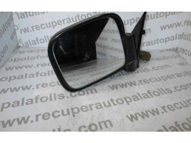 Zpětné zrcátko Opel Monterey