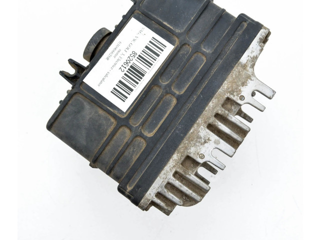 Блок управления двигателем Блок управления 030906026R, 0261203302 Volkswagen Golf III