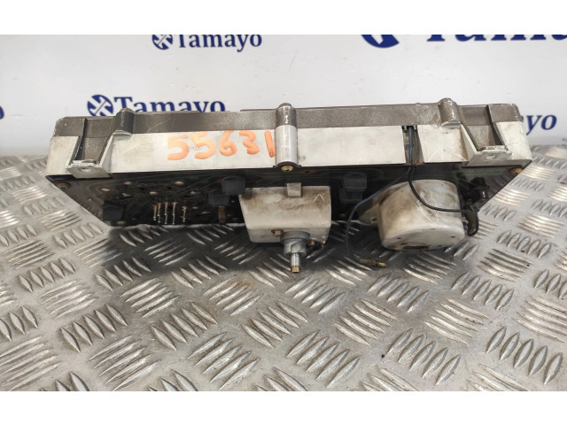 Přístrojová deska Nissan Patrol 160 1984