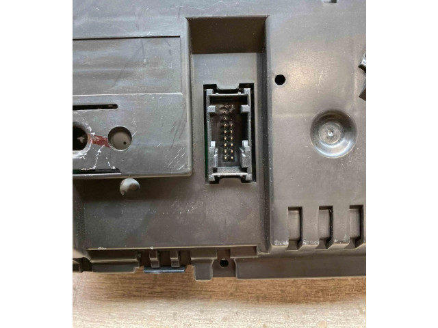 Přístrojová deska  BMW 1 E81 E87 2004 9141478, 1041568  