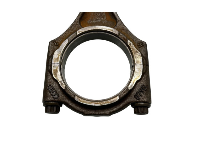 Píst 079B   Audi A8 S8 D4 4H     