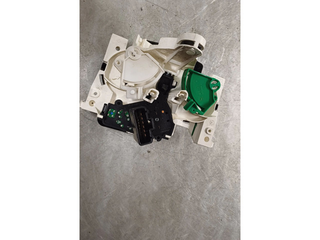 Блок управления климат-контролем 69570001 Dacia Logan I