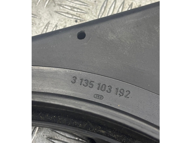 Вентилятор радиатора 9445261, 3135103192 Volvo V70