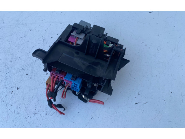 Блок предохранителей 8K1937503A Audi Q5 SQ5