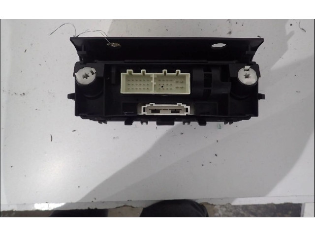 Блок управления климат-контролем 8XA820045A Audi A1