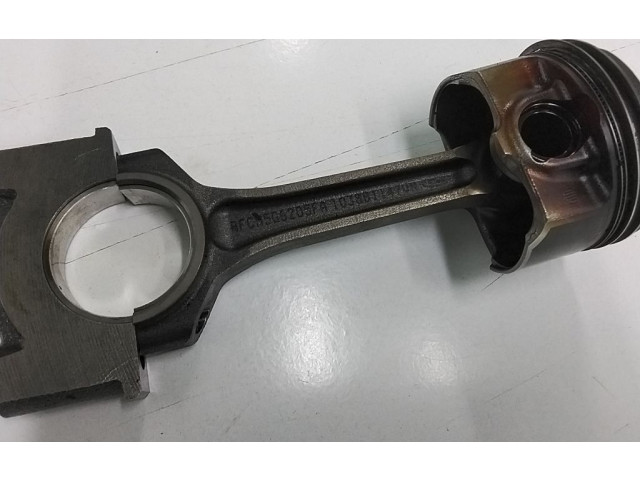 Píst CM5G6205FA Ford Focus M1DA