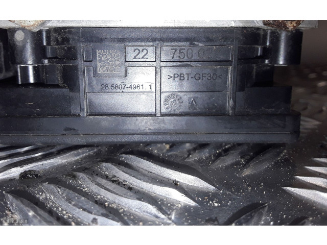 Volant Suzuki Baleno IV 2016 5611068pa