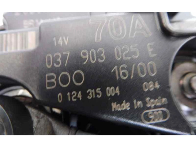Генератор 037903025E, 0124315004 Volkswagen Golf SportWagen