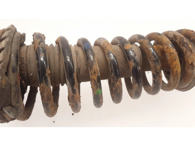 Передний амортизатор