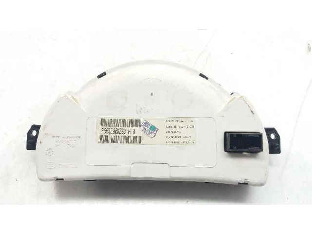 Панель 9652008280G   Citroen C3       