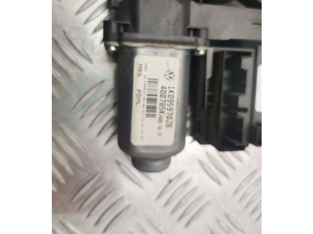 Передний двигатель механизма для подъема окон