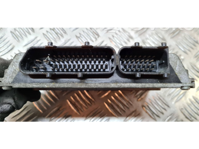 Блок управления двигателя 06A906019B, 5WP432403   Skoda Octavia Mk1 (1U)