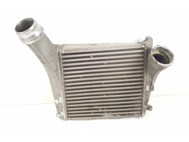 Интеркулер 7P5145803A, 95811063900 Porsche Cayenne (92A)