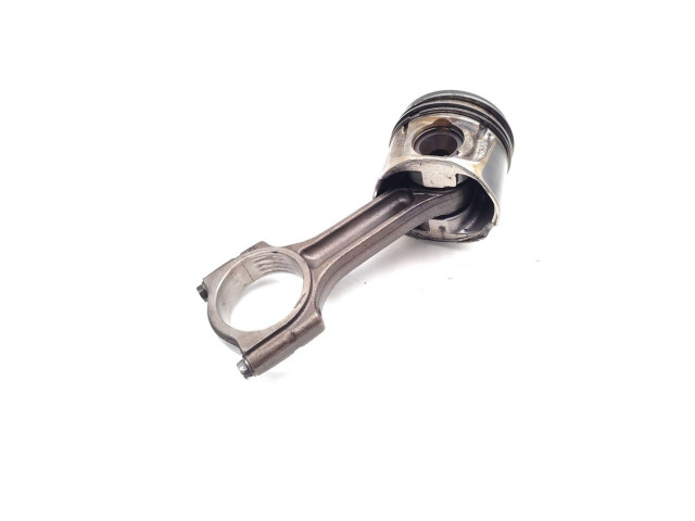 Píst M9R630, M9R692 Opel Vivaro M9R630;M9R692;M9R780;M9R788