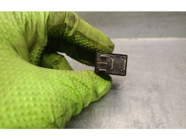 Pojistková skříňka 8Z0951253 Audi Q7 4L 2006