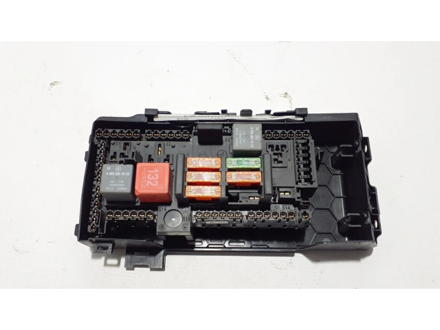 Блок предохранителей A2139068801 Mercedes-Benz EQC