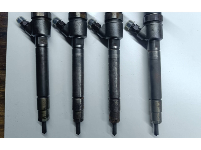 Форсунка 0445110298, 30777526    Volvo V70   