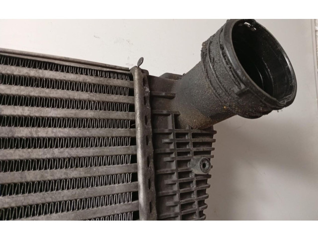 Интеркулер  1K0145803G   Audi A3 S3 8P 2.0