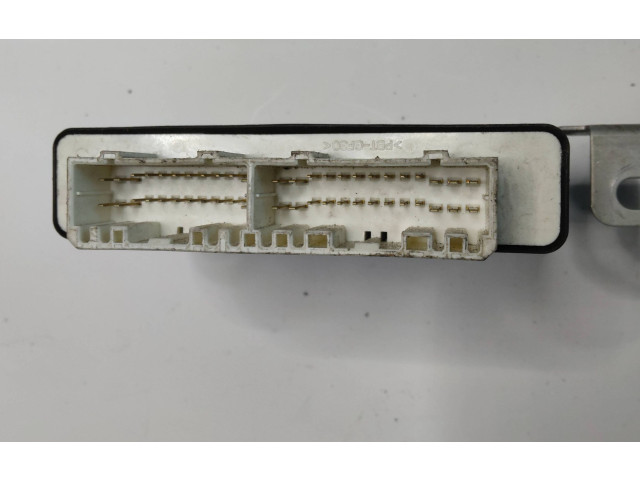 Блок управления коробкой передач MR528637, X4T71773M Mitsubishi Pajero