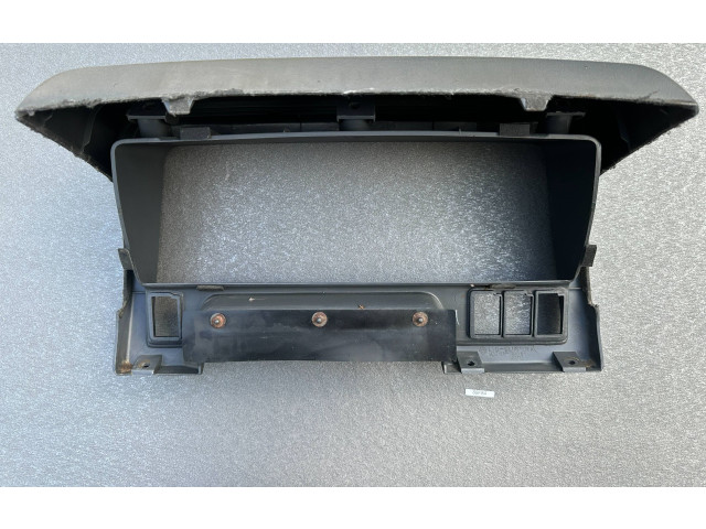 Přístrojová deska Nissan Patrol Y60 1989 6824001J01