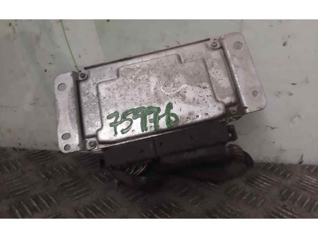 Блок управления двигателем ECU    0261208702   Citroen C1