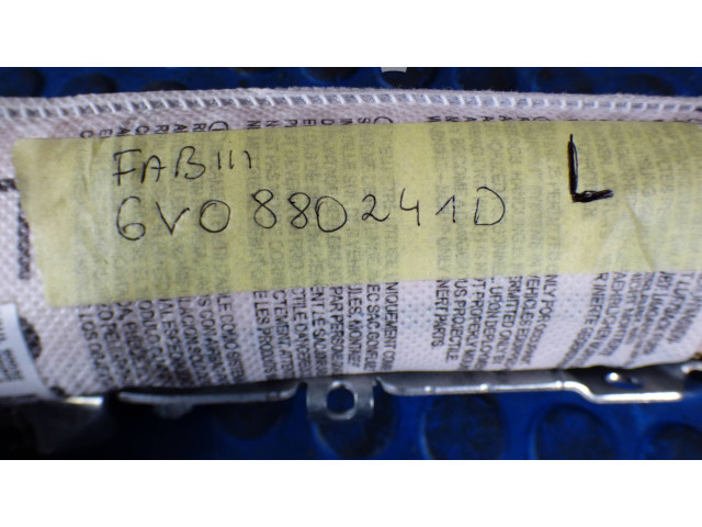Подушка безопасности в сиденье 6V0880241D Skoda Fabia Mk3 (NJ)