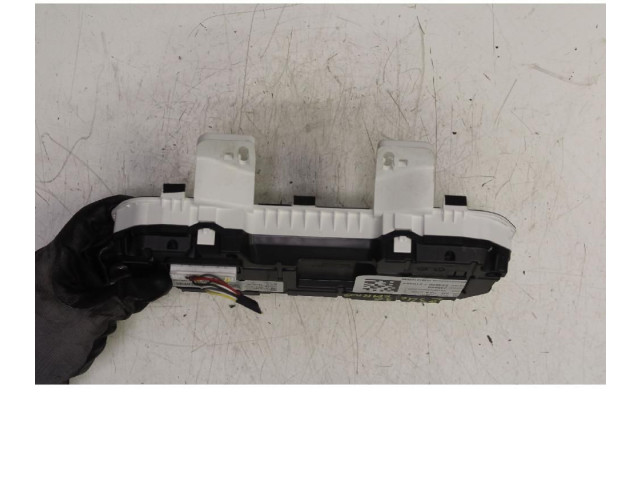 Панель приборов Dacia Spring