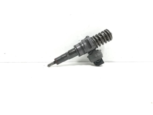 Форсунка 038130073AG Skoda Octavia Mk2 (1Z)