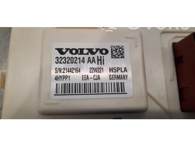 Панель приборов 32320214   Volvo V60       