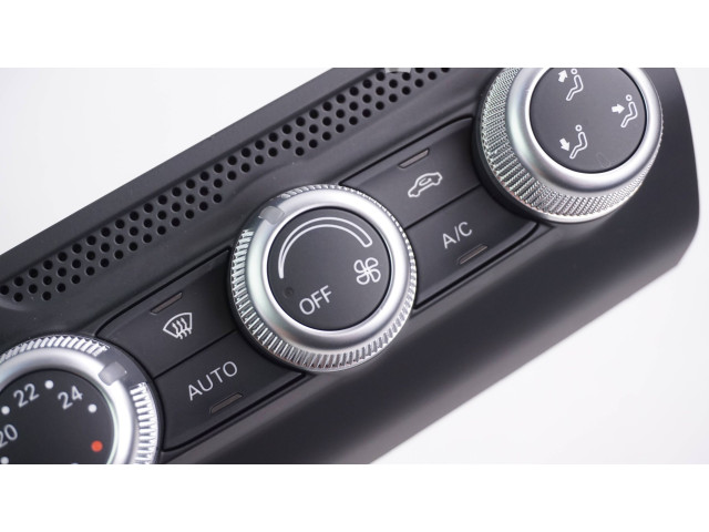 Блок управления климат-контролем 8XA820043   Audi A1