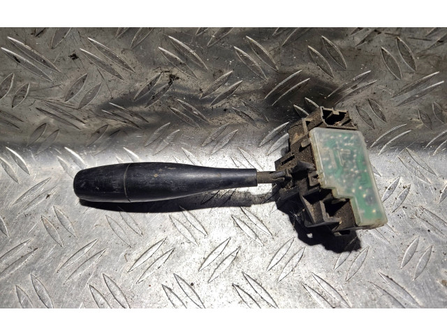 Ручка стеклоочистителей 175326L Mitsubishi Colt