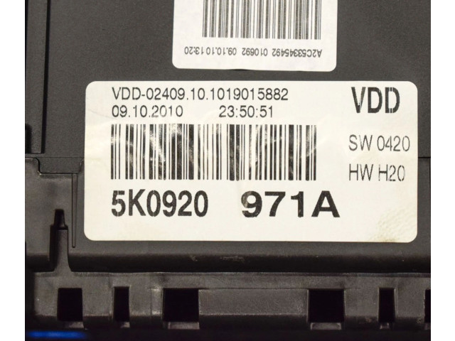 Панель приборов 5K0920971A Volkswagen Golf VI