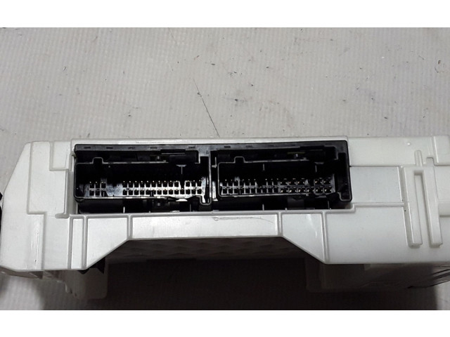 Блок предохранителей 82730F6010 Lexus NX