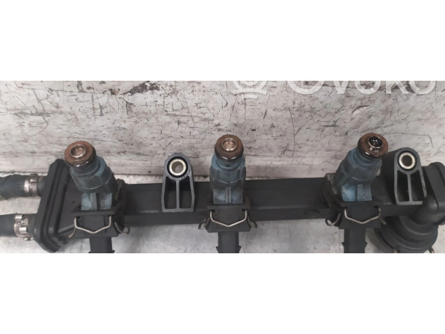 Топливная рампа 0280151083   Smart ForTwo I  