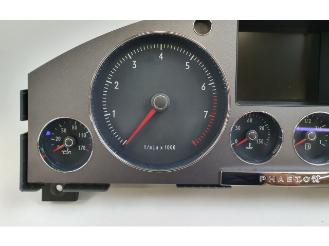 Панель приборов 3D0920881, 3D0920881R Volkswagen Phaeton