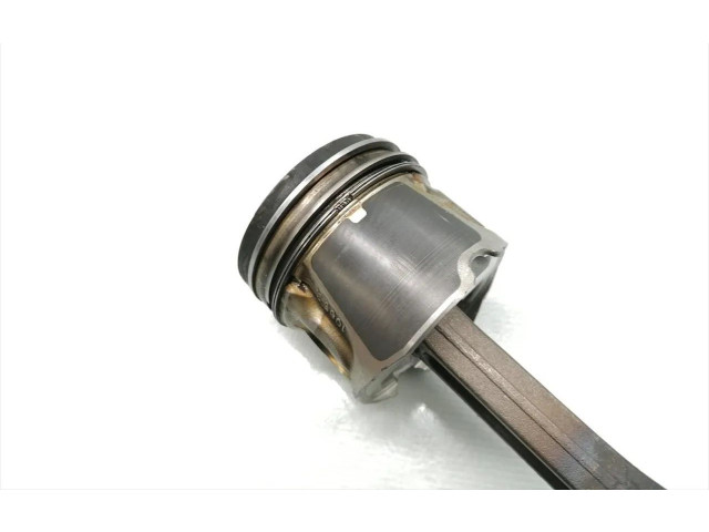  Поршень с шатуном  1065.3  Renault Trafic II (X83)  