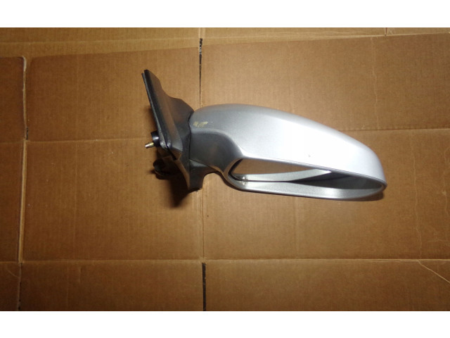 Зеркало электрическое Mazda MPV II LW 1999 - 2007 года