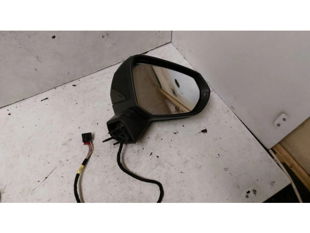 Зеркало электрическое правое Audi Q2 -