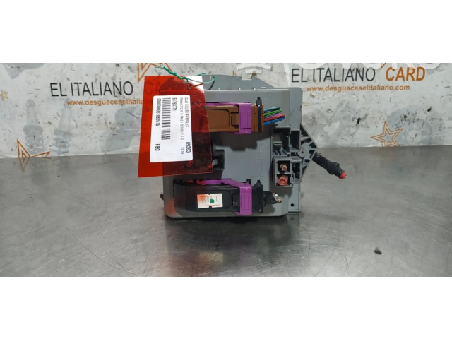 Pojistková skříňka 51763771 Renault Clio II