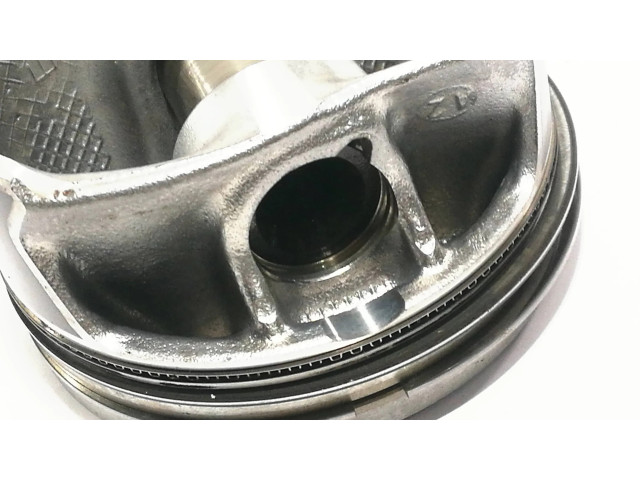  Поршень  06M107099, 06M099  Porsche Cayenne (9Y0 9Y3) для бензинового двигателя 3.0