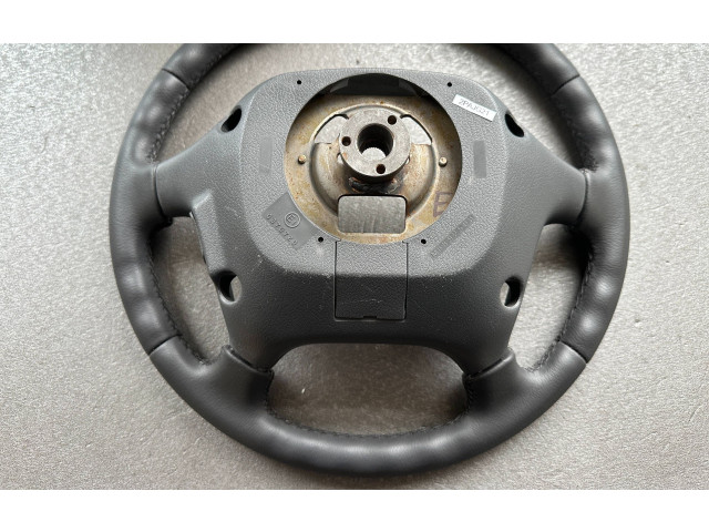 Volant Mitsubishi Pajero 1995 MB892593