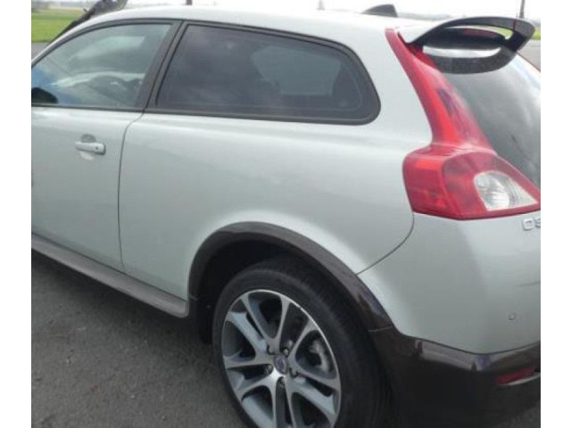 Дисплей       Volvo C30