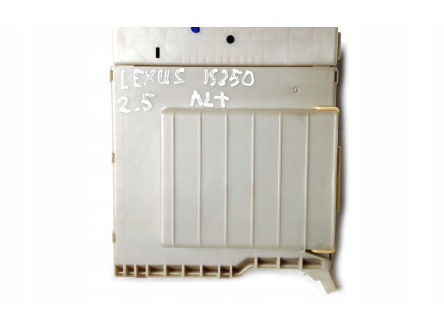 Блок управления 8273053024, 53024 Lexus IS 220D-250-350
