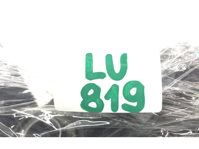 Зеркало электрическое Volkswagen Caddy 2015 - 2020 года