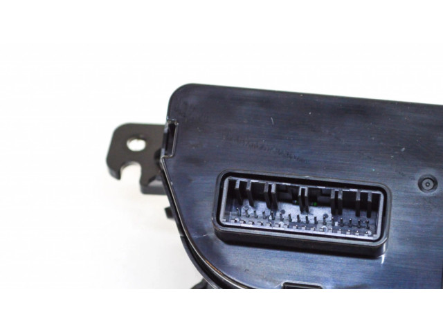 Включатель регулировки салона