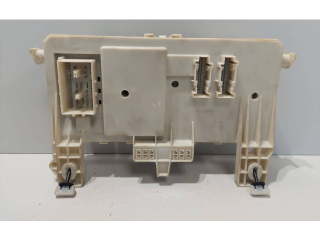 Pojistková skříňka 31254749, 09349019 Volvo S40 2006