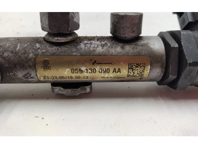 Топливная рампа 059130090AA   Audi A6 S6 C6 4F  