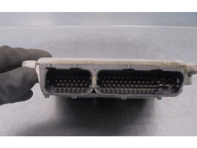 Блок управления двигателя 06A906018FT, 0261206514 Volkswagen Golf SportWagen