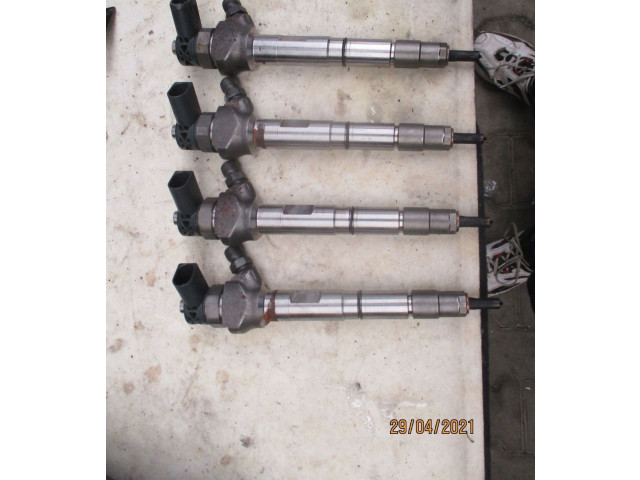 Комплект форсунок 04L130277ACVWVW, 04L130277AC    Volkswagen PASSAT B5.5   
