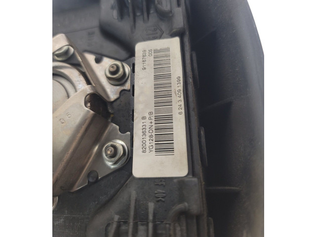 Подушка безопасности водителя    Renault Trafic II (X83)